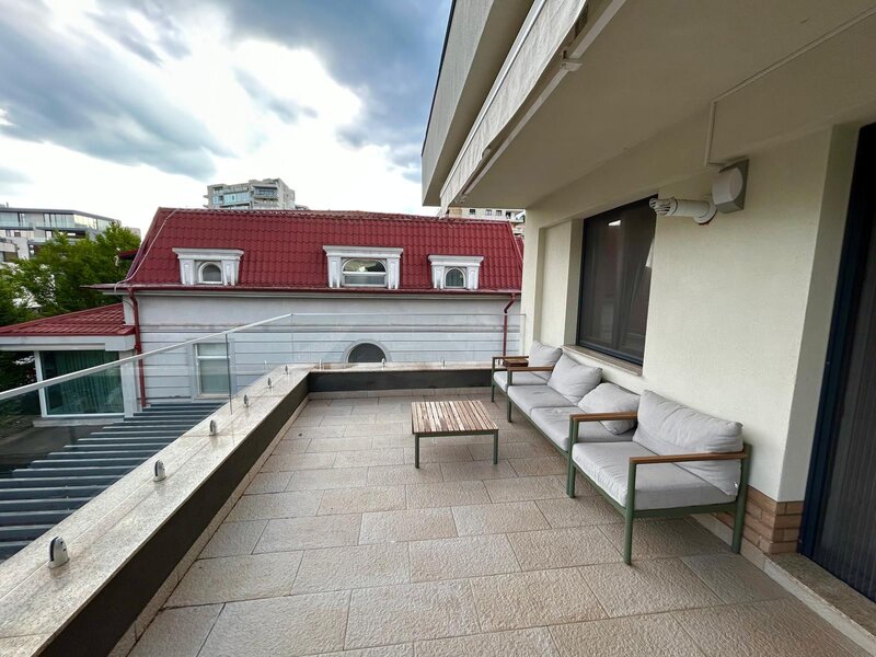 2016 Duplex Aviatiei, 3 camere 117 mp, Centrala, 2 locuri Parcare in Garaj